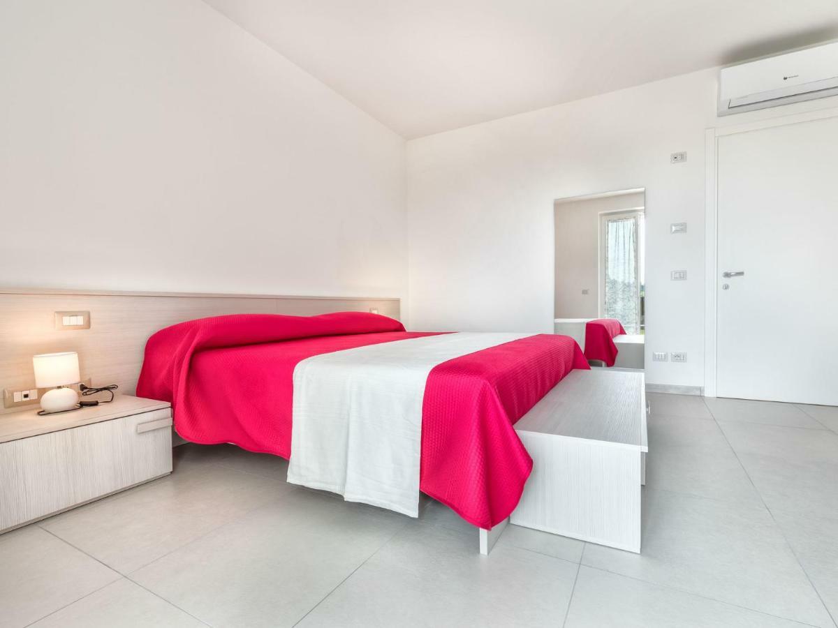 Apartments Giuliana 巴多利诺 外观 照片