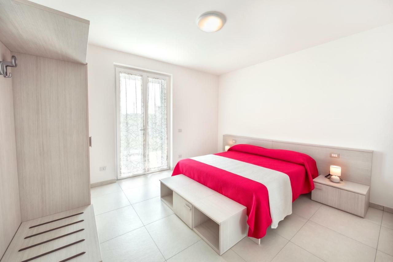 Apartments Giuliana 巴多利诺 外观 照片