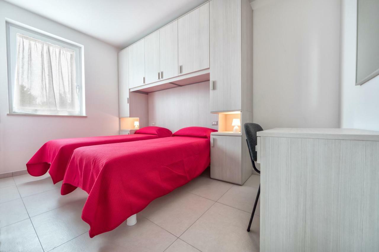 Apartments Giuliana 巴多利诺 外观 照片
